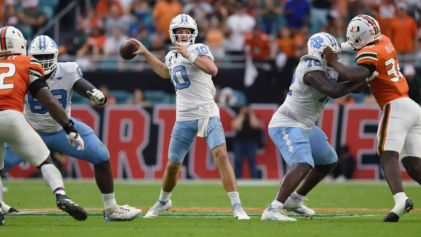 Drake Maye University of North Carolina Football v Miami Hard Rock Stadium Miami Gardens, FL Saturday, October 8, 2022