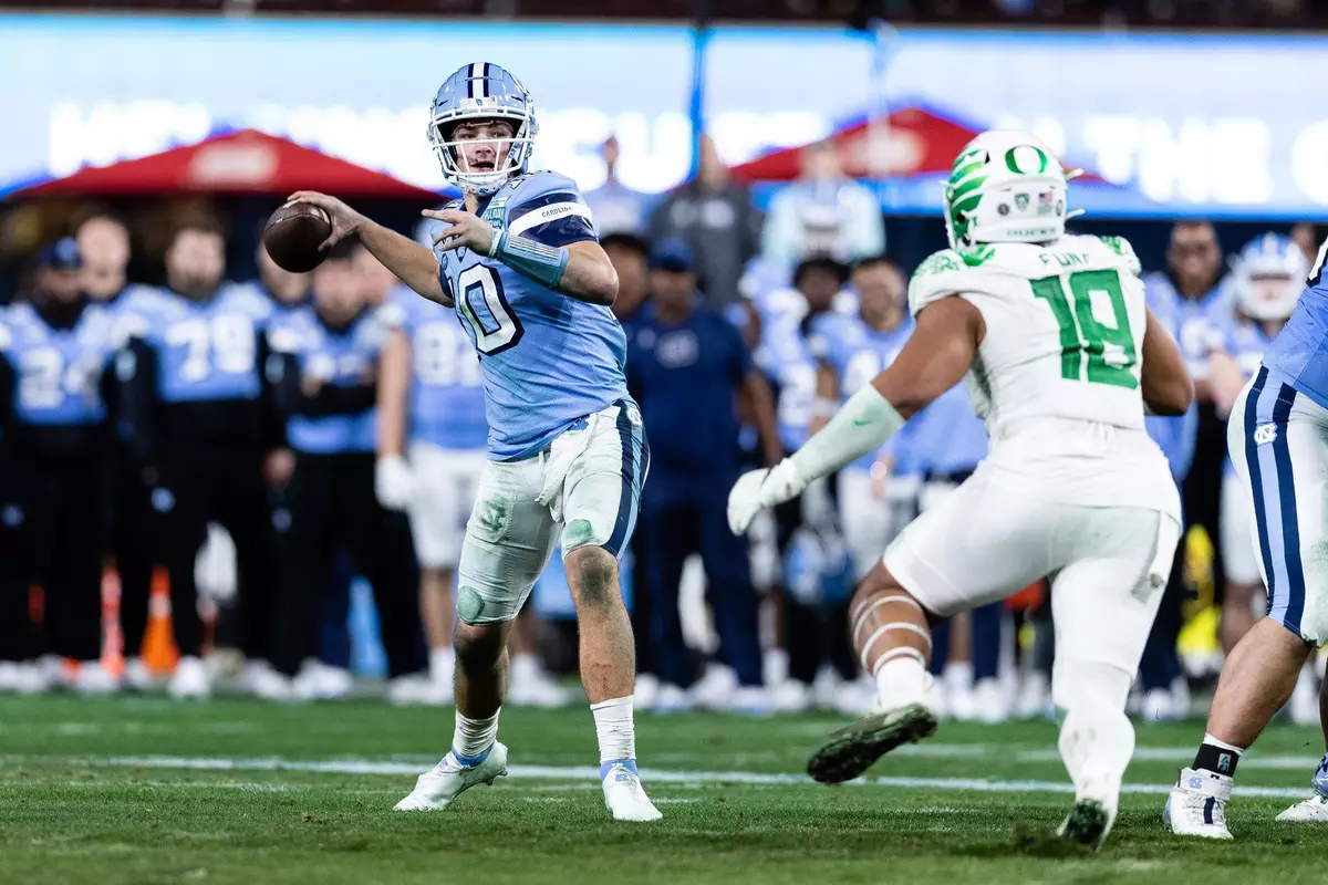 28 December 2022: The University of North Carolina Tar Heels take on the Oregon Ducks in the Holiday Bowl at Petco Park in San Diego, California. (Credit: Derrick Tuskan/UNC Athletics)
