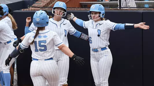 Bri Stubbs, Kiannah Pierce, Taylor Greene 
University of North Carolina Softball v UNC-Wilmington
Williams Field 
Anderson Stadium 
Chapel Hill, NC 
Tuesday, March 15, 2022
