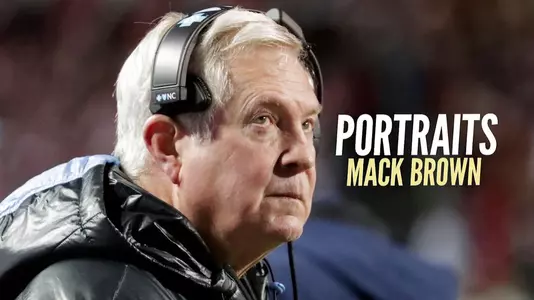 Portraits Mack Brown