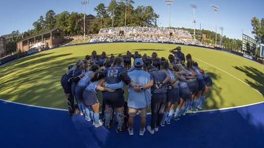 huddle
University of North Carolina Field Hockey v Wake Forest 
Karen Shelton Stadium 
Chapel Hill, NC 
Friday, September 23, 2022