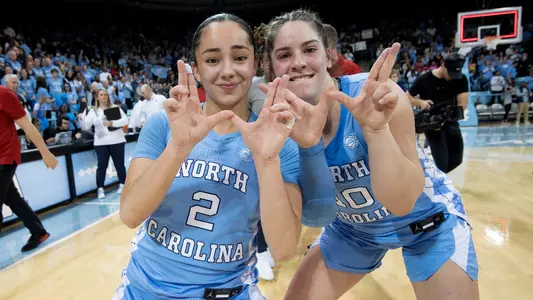 Paulina Paris and Eva Hodgson