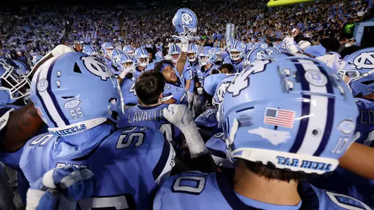 Jalen Brooks, huddle
University of North Carolina Football v Miami
Kenan Stadium
Chapel Hill, NC