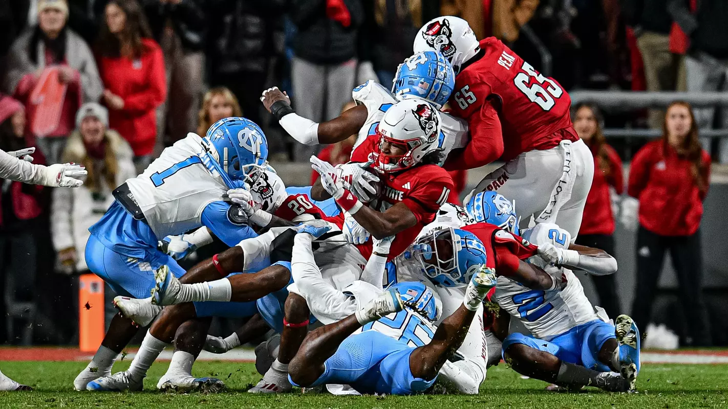 Defense University of North Carolina Football v NC State Carter-Finley Stadium Raleigh, NC Saturday, November 25, 2023