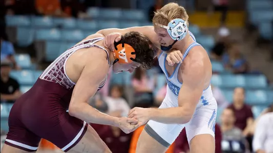 Cade Lautt
197-pound bout