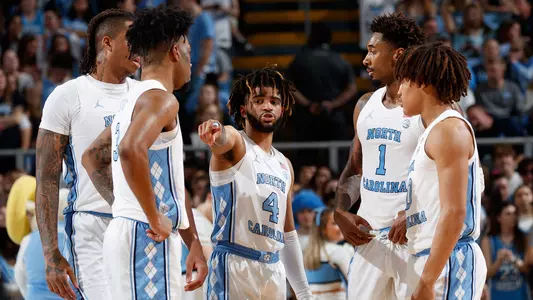 RJ Davis, huddle vs. Clemson