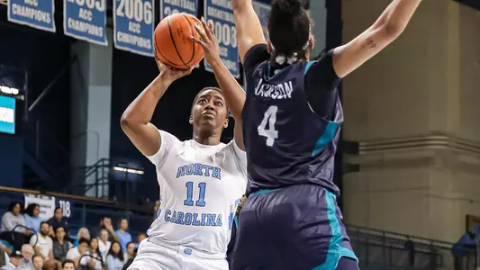 Ariel Young vs UNCW