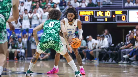 RJ Davis vs. Hawaii