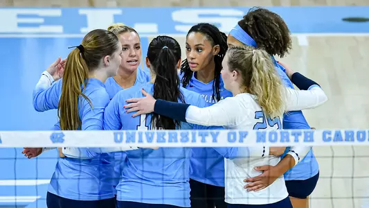 Huddle
University of North Carolina Volleyball v Stanford
Carmichael Arena
Chapel Hill, NC
Sunday, November 24, 2024