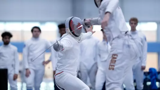 Eli Lippman 
epee
