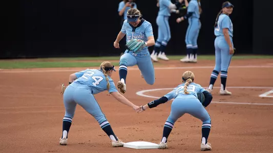 Carsyn Snead, Skyler Brooks, and Abby Settlemyre