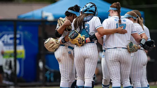 Huddle      
University of North Carolina Softball v Notre Dame  
Duke Softball Stadium  
Durham, NC  
Wednesday, May 8, 2024