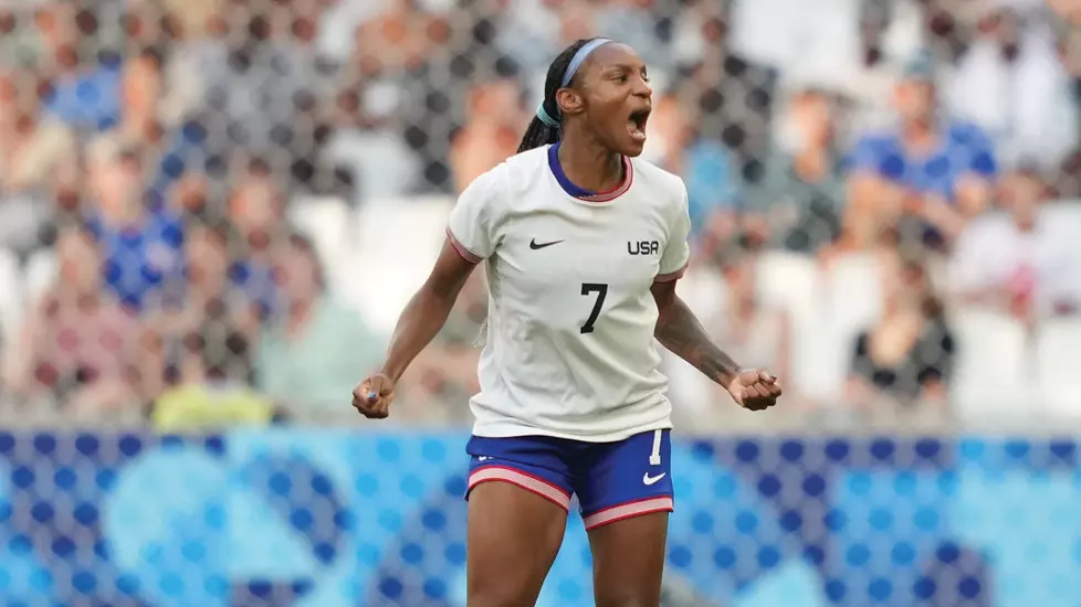 U.S. Women's Soccer Sweeps Group B, Advances To Olympic Knockout Rounds U.S. Women's Soccer Sweeps Group B, Advances To Olympic Knockout Rounds