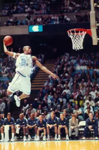 Vince Carter dunk vs. Cal 1997-98, vertical