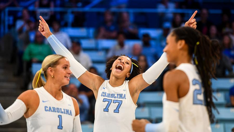 No. 25 UNC Volleyball Sweeps Duke For Fourth Consecutive Time No. 25 UNC Volleyball Sweeps Duke For Fourth Consecutive Time