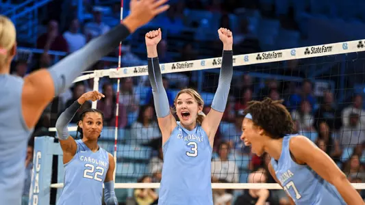 Lauren Schutter
North Carolina Tar Heels V Virginia Tech
Carmichael Arena
Chapel Hill, NC
Sunday, November 16, 2025
Dalton T. Wainscott