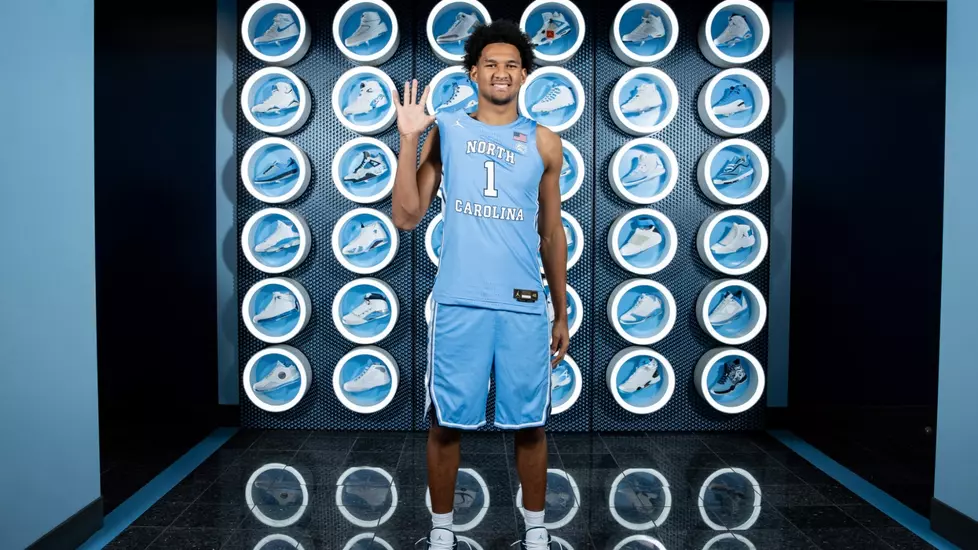 Tar Heels Sign Five-Star Wing Maximo Adams Tar Heels Sign Five-Star Wing Maximo Adams