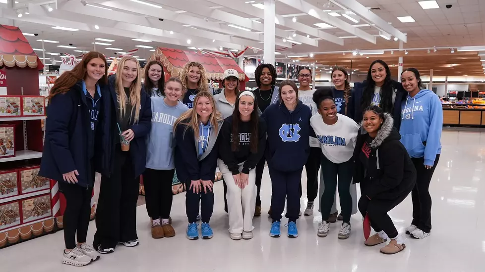 UNC Baseball, Softball Participate In Share Your Holiday, Women's Basketball Hosts Book Drive UNC Baseball, Softball Participate In Share Your Holiday, Women's Basketball Hosts Book Drive