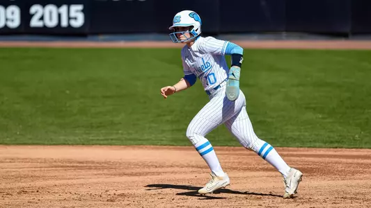 Bryten Burns       
University of North Carolina Softball v Harvard 
Anderson Softball Stadium  
Chapel Hill, NC 
Saturday, March 1, 2022