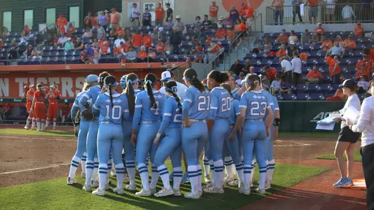 softball huddle at Clemson 3.14.25