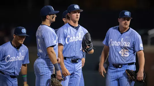 huddle 
University of North Carolina Baseball v Oklahoma  
NCAA Regionals 
Boshamer Stadium 
Chapel Hill, NC 
Sunday, June 1, 2025