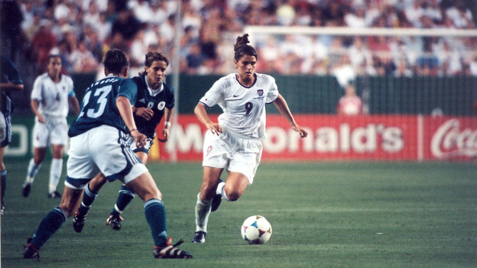 Mia Hamm Inducted Into Washington DC Sports Hall Of Fame Mia Hamm Inducted Into Washington DC Sports Hall Of Fame