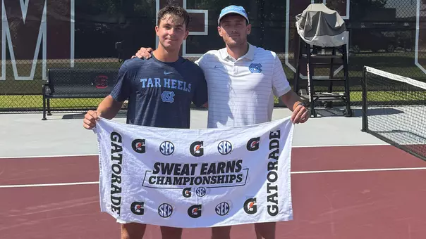 Ian Mayew wins 2025 Carolina Classic, with Robert Kelly