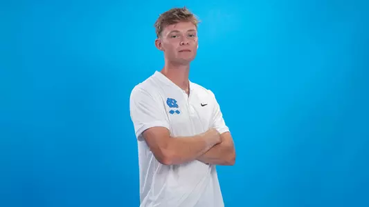 Roan Jones, 2025-26 portrait