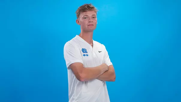 Roan Jones, 2025-26 portrait