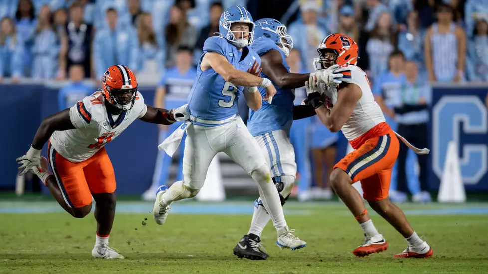 Syracuse Nips Tar Heels, 31-30, In Overtime Syracuse Nips Tar Heels, 31-30, In Overtime