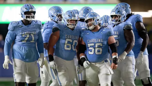 Offensive Line Photo Versus Syracuse