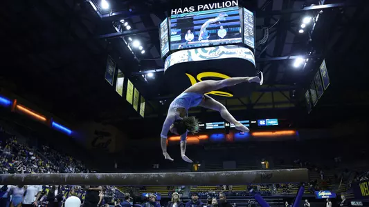 Sydney Seabrooks On Beam At Cal