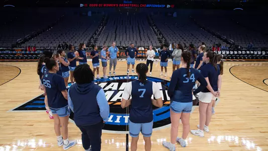 huddle
University of North Carolina WomenÕs Basketball
NCAA Tournament
Dickies Arena
Fort Worth, TX
Thursday, March 26, 2026