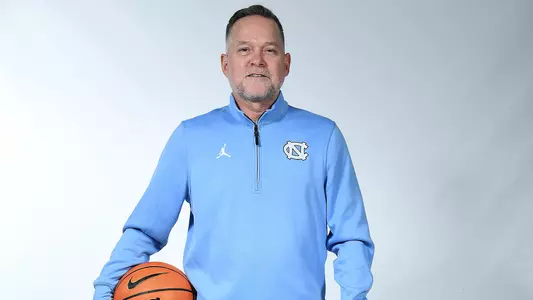 Michael Malone posed 1920x1080