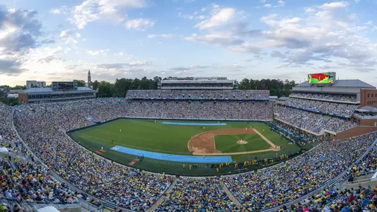 Savannah Bananas in Kenan Stadium, wide