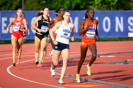 Makayla Paige Qualifies for ACC 800m Finals
