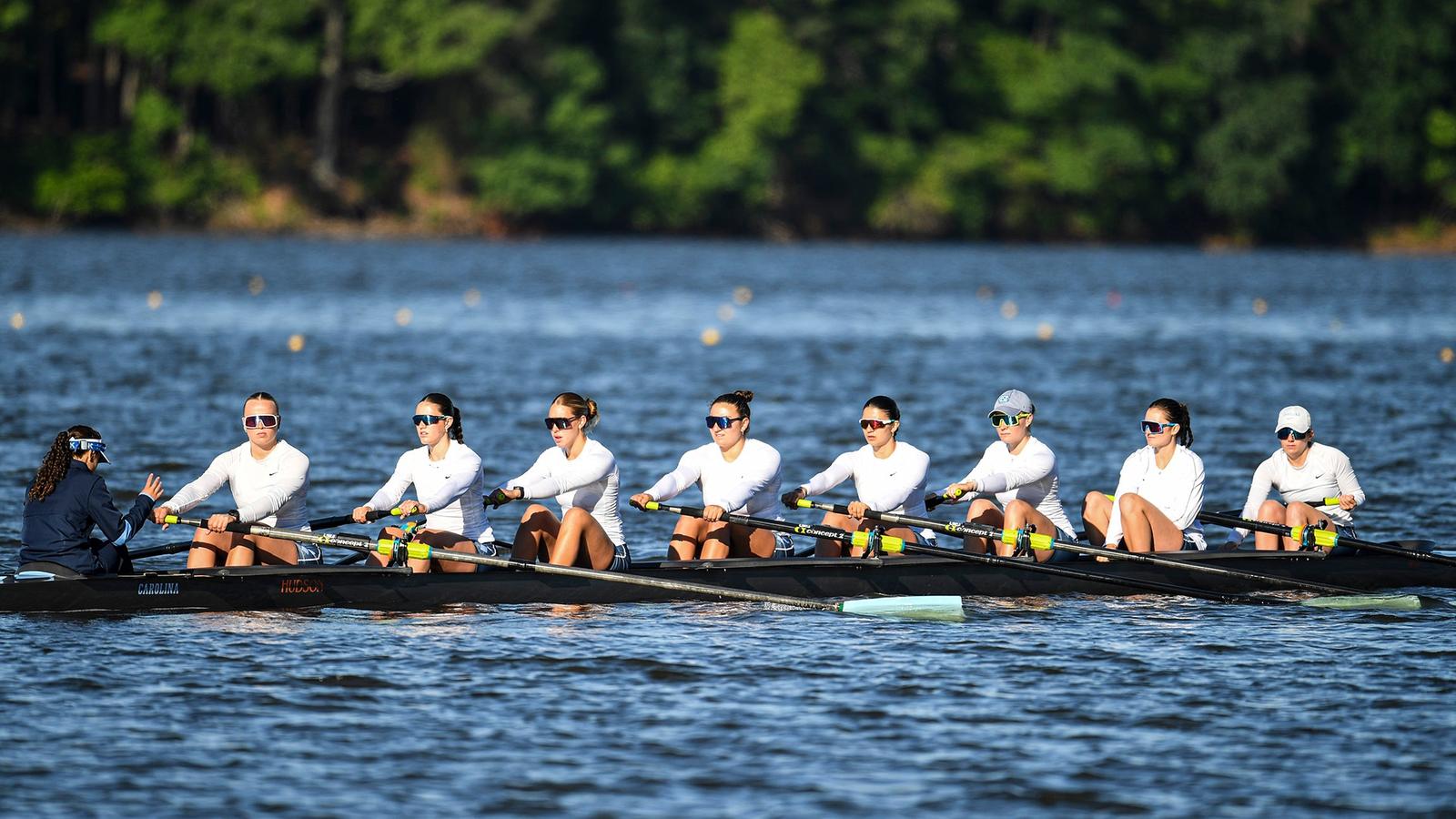 13 Tar Heels Recognized With CRCA Scholar-Athlete Honors