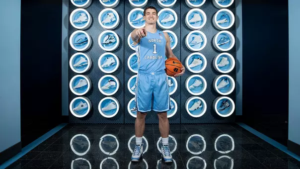 Angelo Brizzi shoe wall 2026