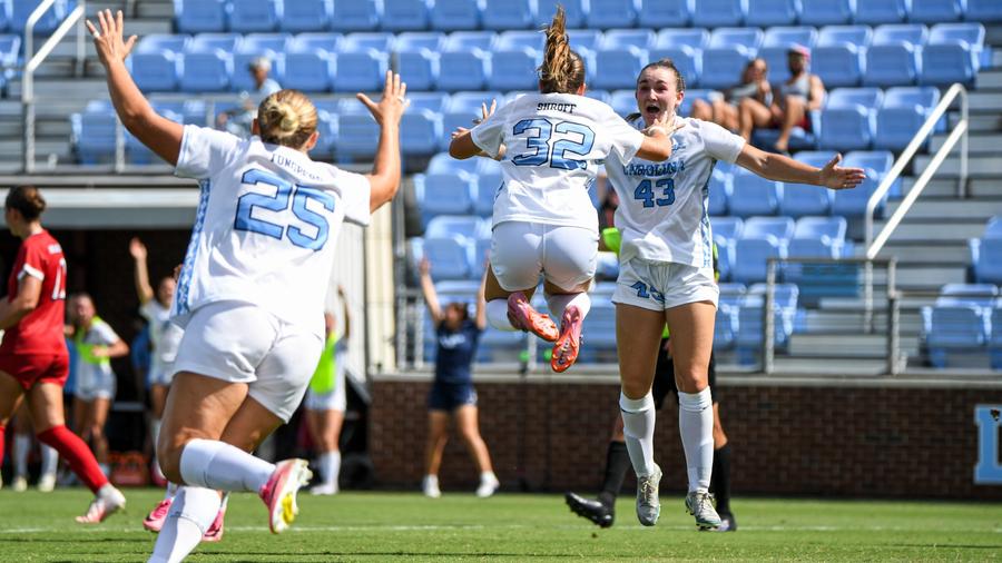 No. 7 UNC Women's Soccer Cruises Past NJIT, 5-0 No. 7 UNC Women's Soccer Cruises Past NJIT, 5-0