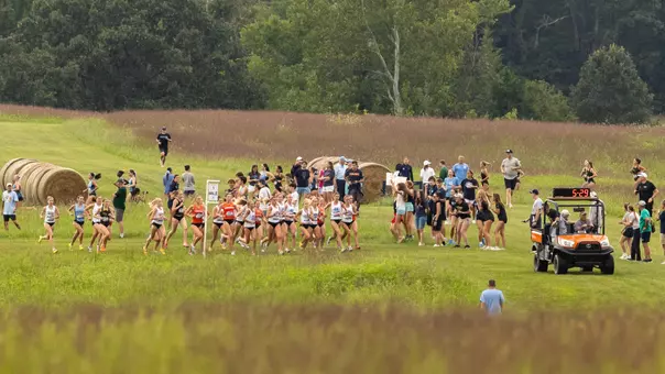 The UNC women's cross country team took first place at the Virginia Invitational at Panorama Farm in Charlottesville, Va., Friday morning to open the season.