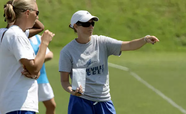 Women's Soccer Announces Dates for Camps