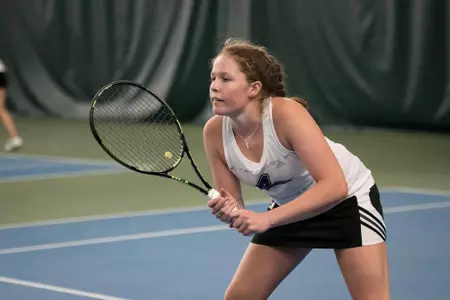 Bulldogs Drop Road Match at UNCG Image