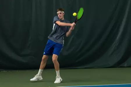 Bulldogs Narrowly Fall at Longwood  Image