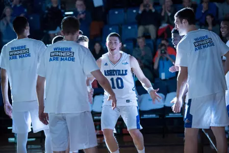 Vannatta Selected to CoSIDA Academic All-District Team Image