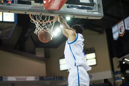 Bulldogs Fall at Clemson Image