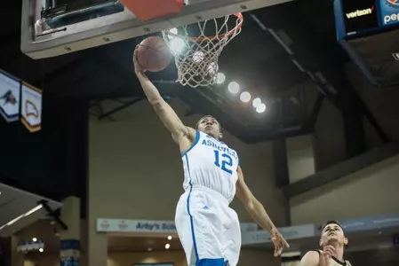 Bulldogs Renew Mountain Rivalry Sunday With Western Carolina at U.S. Cellular Center Image