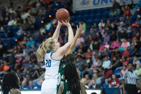 Bulldogs Fall to Radford in Big South Conference Opener Image