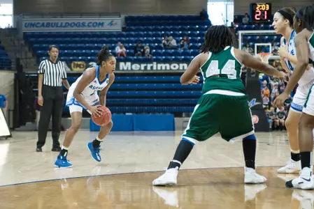 Women’s Basketball Hosts Mom’s Night Out and Toys for Tots Night on Thursday Image
