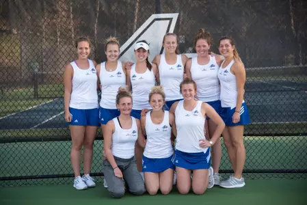 UNC Asheville Named 2017 All-Academic Team; Five Bulldogs Tabbed Scholar-Athletes Image