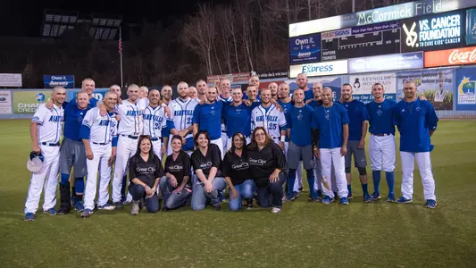 BASE_Group_picture_post-game_2017